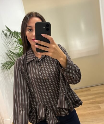 Camisas | Camisa Marrón-rayada-volante | Tu Estilo en Rosa