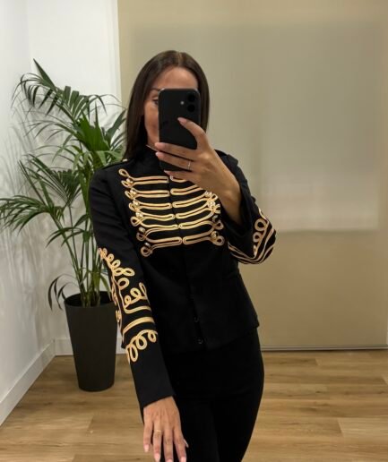 Casual | Chaqueta Olivia-Napoleón-negra | Tu Estilo en Rosa