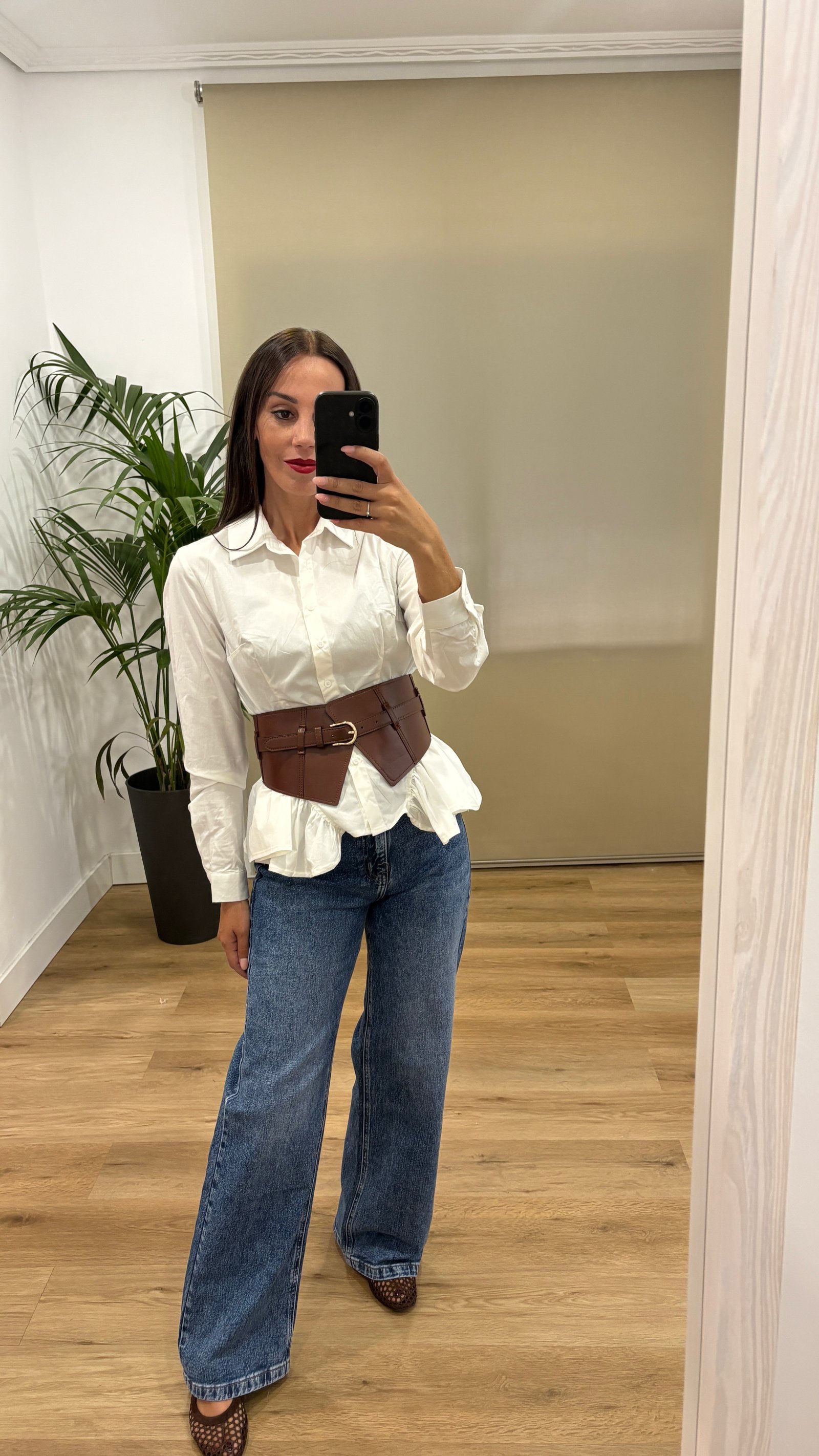 Camisa Irene- volante-blanca Camisas | Camisa Irene- volante-blanca | Tu Estilo en Rosa