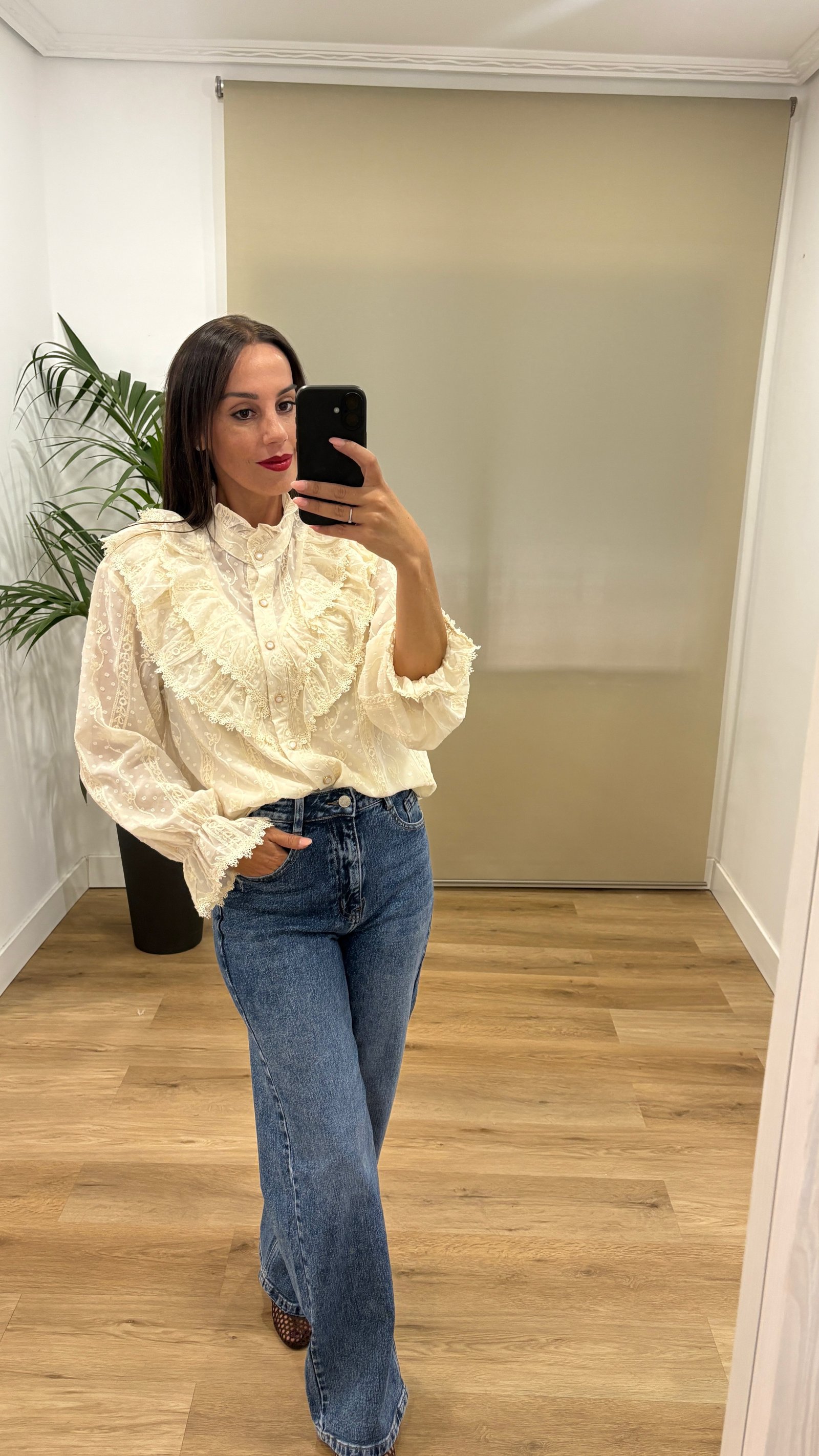 Camisas | Camisa Eli-beige-frontal | Tu Estilo en Rosa