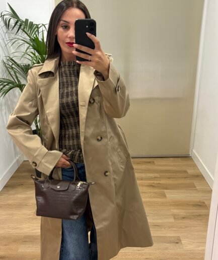 Casual | Chaqueta gabardina Coral-camel-lateral | Tu Estilo en Rosa
