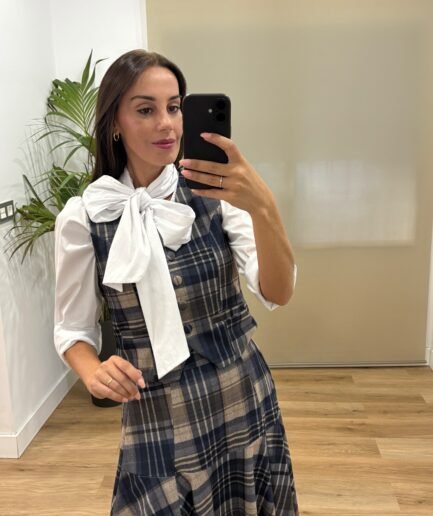 Casual | Conjunto Carlota-chaleco-cuadros | Tu Estilo en Rosa
