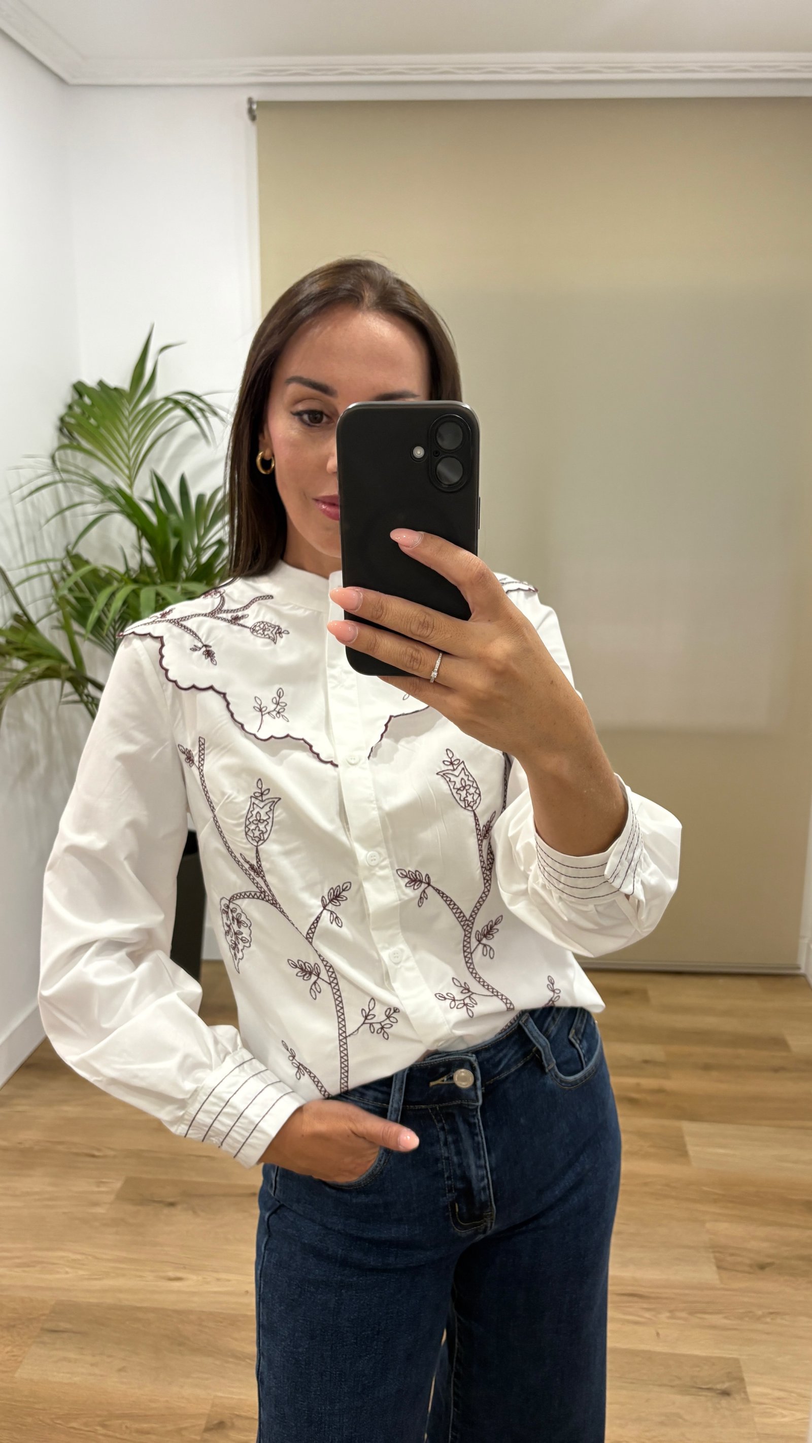 Camisa Macarena-bordada-blanca Casual | Camisa Macarena-bordada-blanca | Tu Estilo en Rosa