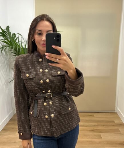Casual | Chaqueta Alex-frontal-marron | Tu Estilo en Rosa