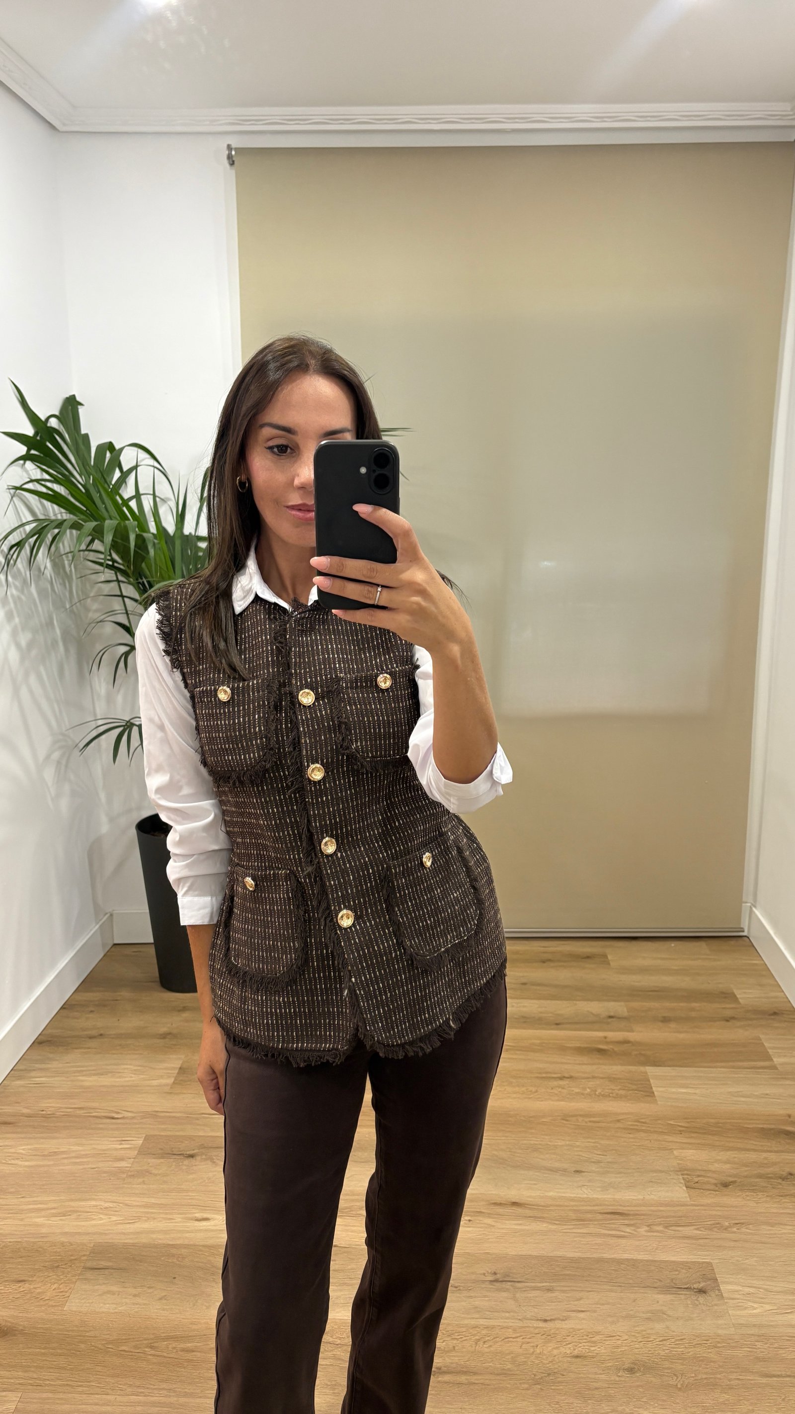 Casual | Chaleco María-chocolete | Tu Estilo en Rosa