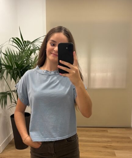 Teen | Camiseta Zoe-frontal-celeste | Tu Estilo en Rosa