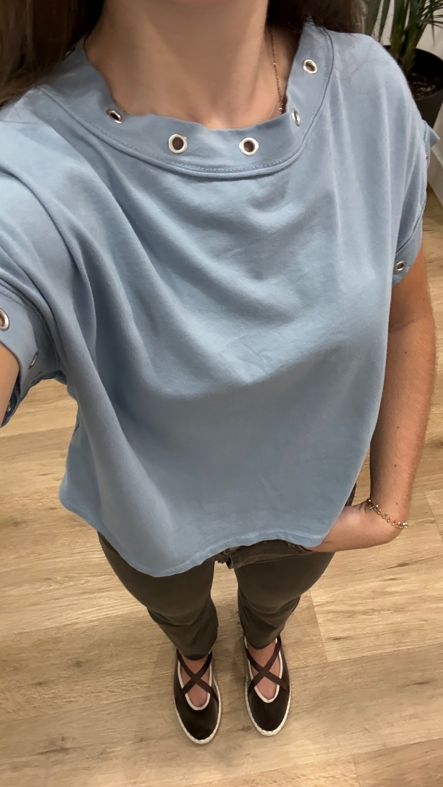 Camiseta Natalia-lateral-celeste Camisetas | Camiseta Natalia-lateral-celeste | Tu Estilo en Rosa